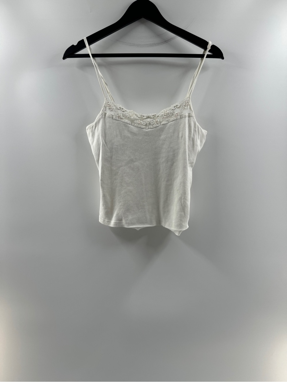 At Last White Lace Beaded Camisole Tank Women’s Medium Built In Shelf Bra